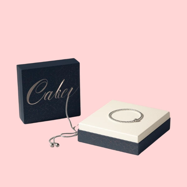 gold box chain bracelet